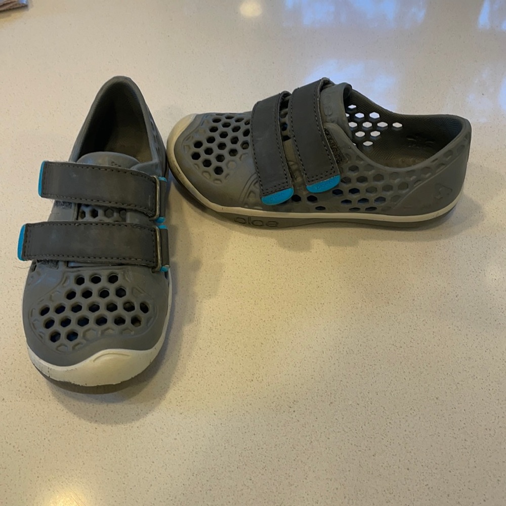 Plae Water Shoes Toddler Size 11